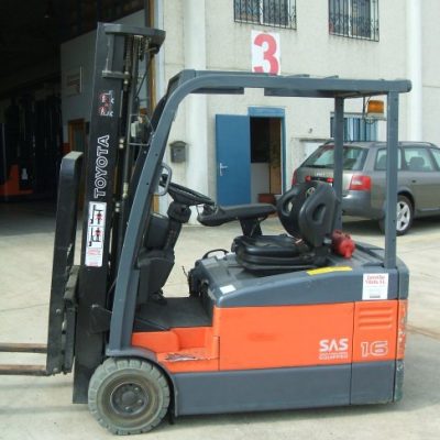 Carretilla eléctrica Toyota 1600 kg